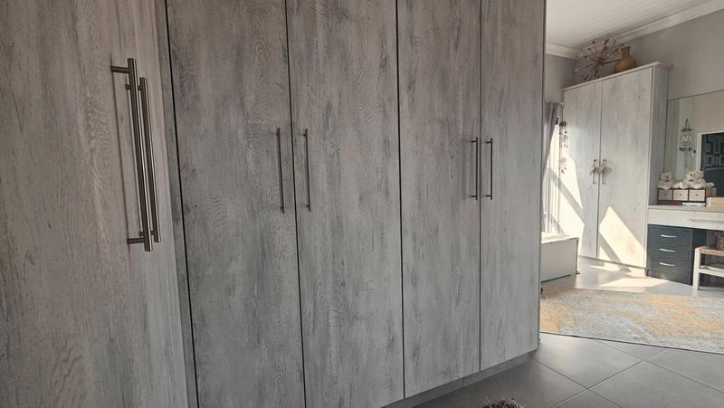 3 Bedroom Property for Sale in Island View Western Cape